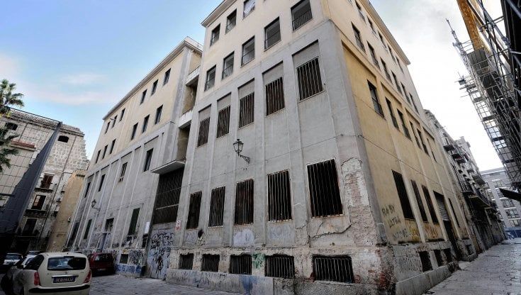 Al liceo Regina Margherita di Palermo una petizione per le carriere alias di studentesse e studenti transgender