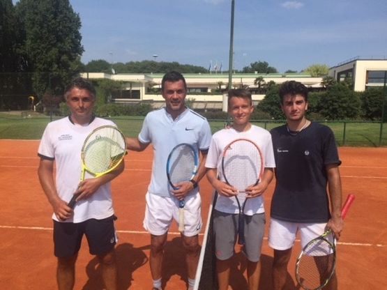 Tennis, l'ex capitano del Milan Paolo Maldini si qualifica in torneo Atp