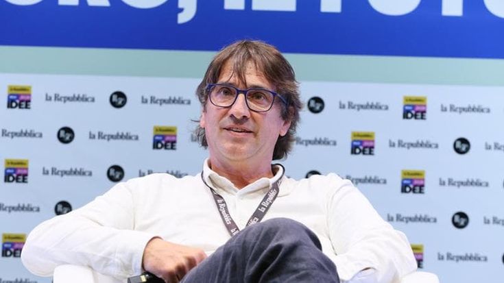 Lancini: “Niente social da zero a ottant’anni. Il divieto per i ragazzi è solo uno spot”