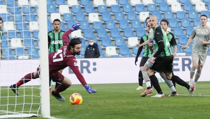 Sassuolo-Genoa 1-1, gol d'autore di Destro e Berardi