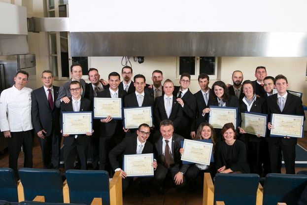 Alma, diplomati Corso di sala
