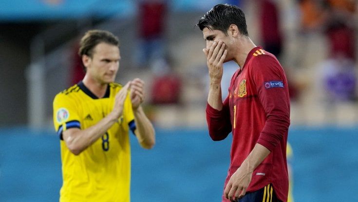 Spagna, Pedri difende Morata. Campo di Siviglia sotto accusa