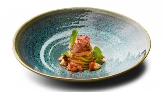 Orto, mare, azzardi e sicurezze: la nuova cucina del Bistrot