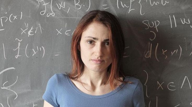 “La matematica insegna ad assorbire i fallimenti. E hai voglia di riprovarci”. Cristiana De Filippis, il premio Ems e la ricerca in Italia