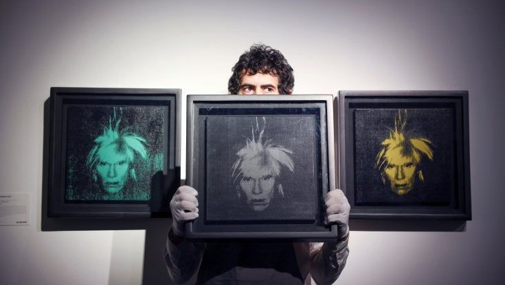 Anche il mercato dell'arte va online: nel 2020 affari per 50 miliardi, i collezionisti a caccia di opere su Instagram