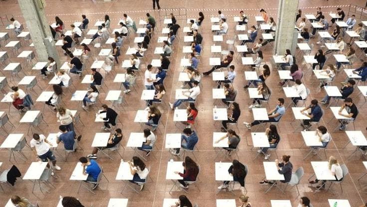 Alma Mater, la petizione dei docenti contro il superamento del numero chiuso a Medicina