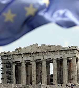 Atene corre verso la bancarotta, ma la colpa è della troika
