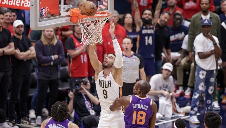 Playoff Nba: New Orleans batte ancora Phoenix, Jokic tiene in vita Denver