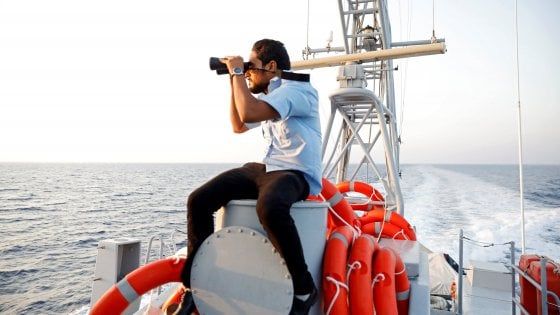 I pescherecci sequestrati dalla Libia, l'armatore: "Nessuno ci ha contattati"
