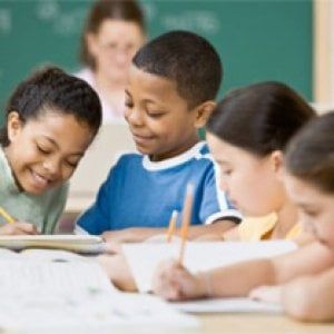 Fano, un corso per volontari del servizio di doposcuola dedicato a bambini stranieri