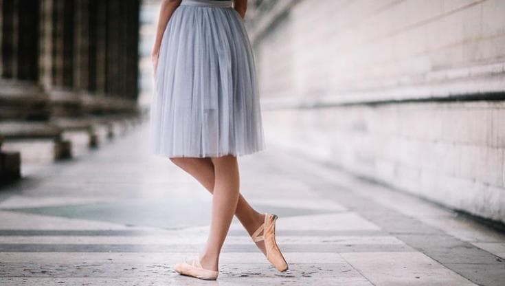 WhatsApp, torna la truffa della ballerina e dei falsi voti