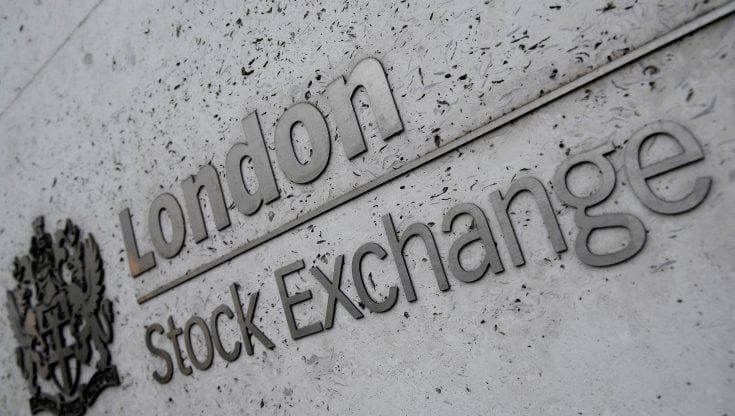 Le Borse di oggi, 3 maggio. Listini in cauto rialzo, record Pmi in Europa