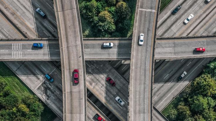 Il racconto di Andrea Bajani. Texas, il cielo sopra l’Interstate 69