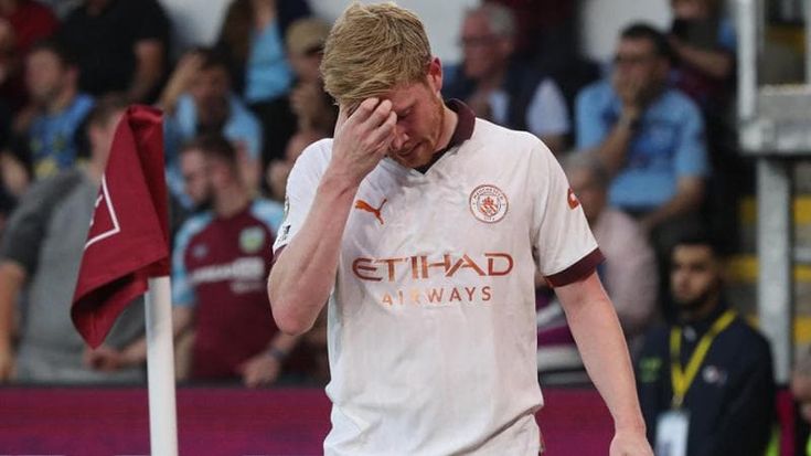 De Bruyne, infortunio al ginocchio. Il Manchester City lo perde per diversi mesi