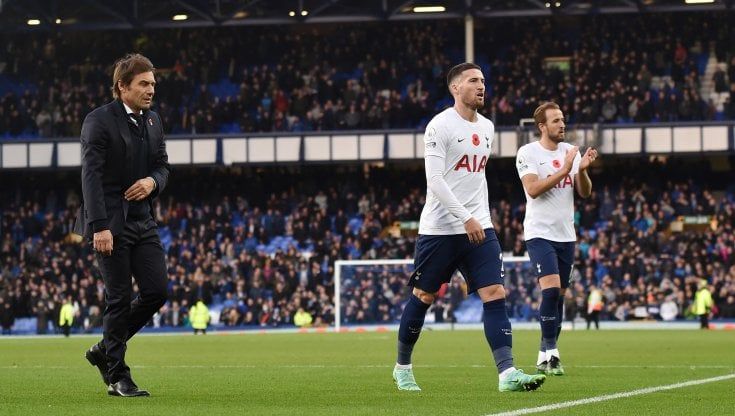 Conte: ''17,5 milioni all'anno dal Tottenham? Lavoro al top, è giusto che mi paghino''