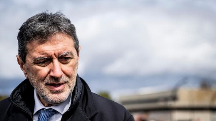 Marsilio, governatore pendolare: su e giù con l’autista da Roma