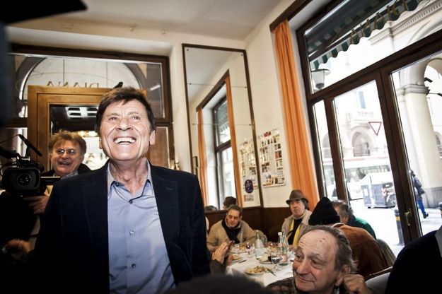 Morandi, Carboni e gli altri: al pranzo di beneficenza per i senzatetto di Bologna