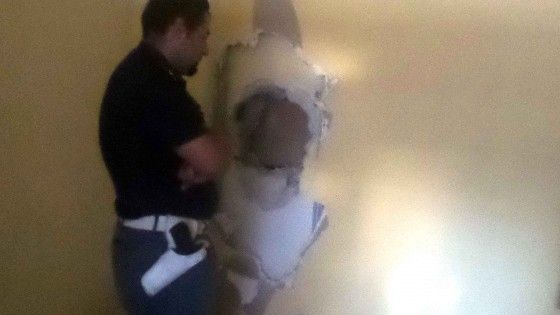 Fallisce il colpo della banda del buco, scoperto il foro in una gioielleria