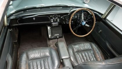 L'Aston Martin DB5 di James Bond