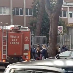 Roma, istituto Ruiz dell'Eur vandalizzato. Resta chiuso fino al 25 novembre