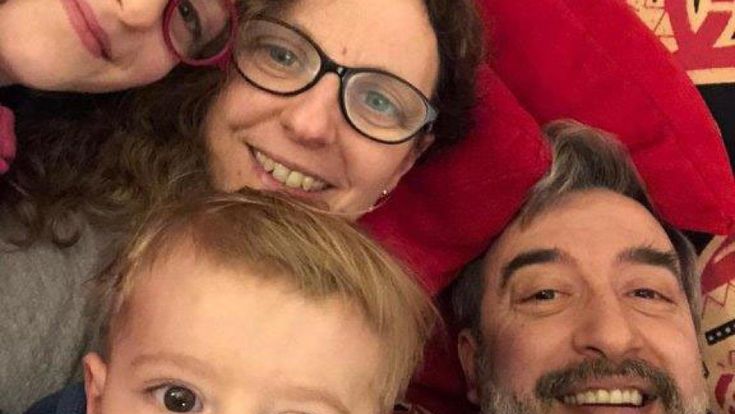Le famiglie: "Bimbi a casa e niente nonni. Presto torneremo al lavoro e la nostra vita sarà un caos"