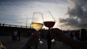 Se il vino perde il piacere della convivialità il povero Bacco balla da solo