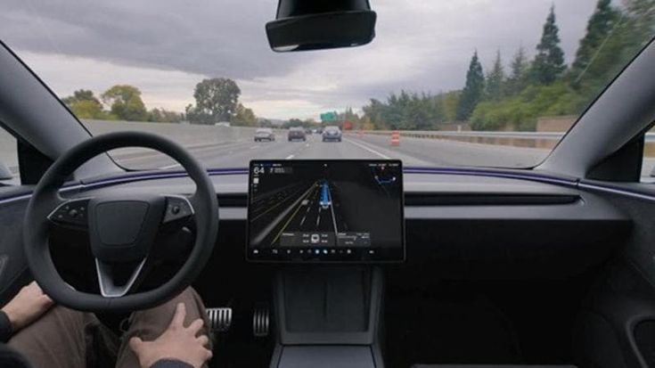Il sistema di guida autonoma Tesla salva un’automobilista colpito da infarto. Ecco come