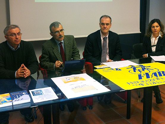 Bici antismog, "gara verde"<br />contro l'inquinamento