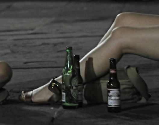 Alcol e rischi, campagna di prevenzionee sostegno per chi non riesce a smettere