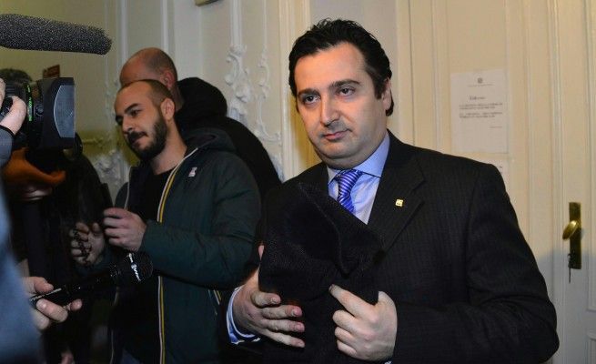 Giovine: "Io non decaduto?Tutta colpa della minoranza"