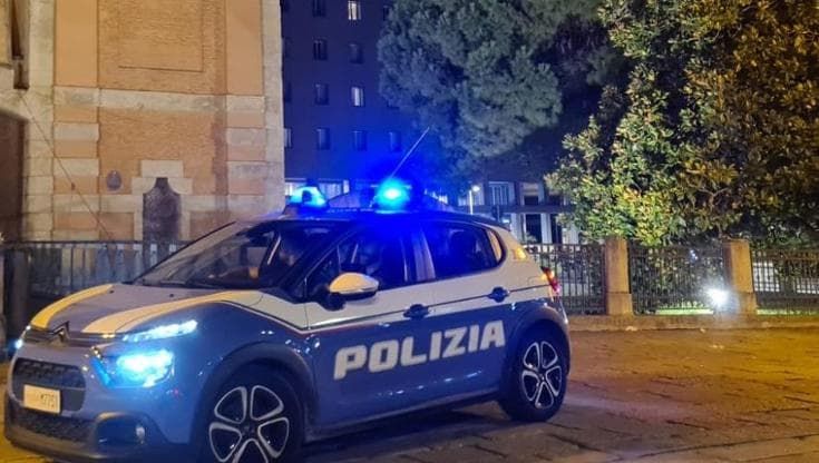 Accoltellò un ragazzo in centro: coetaneo arrestato per tentato omicidio