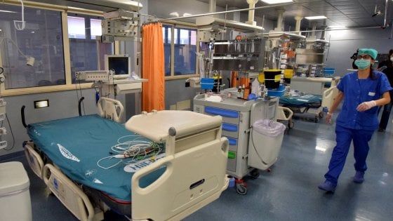 Coronavirus, in Puglia 500 posti letto dalle cliniche private: al Miulli un reparto solo per i contagiati