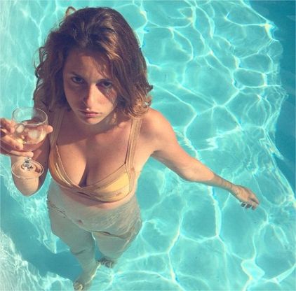 Louise conquista Instagram: ma la bella vita nasconde una triste sorpresa