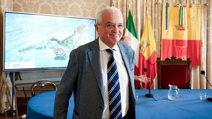 Cosenza: “Feste, non si poteva fare altro. Ora usare i mezzi, per il 2026 studieremo nuove Ztl”
