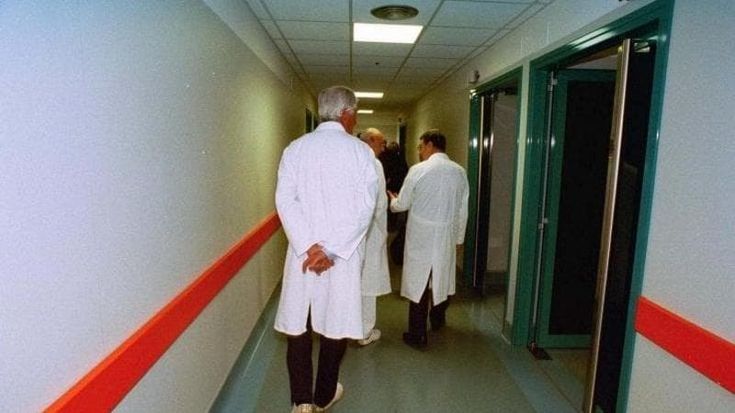 Lucca, Asl condannata a risarcire un paziente operato nel pubblico ma salvato dalla sanità privata