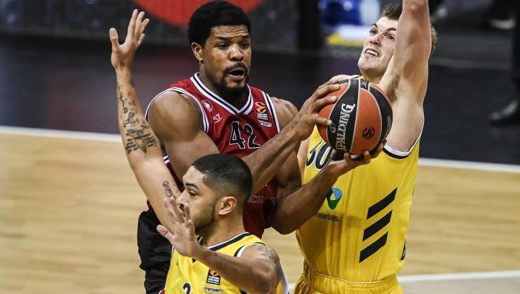 Basket, Eurolega: Milano domina a Berlino, battuta l'Alba 84-70