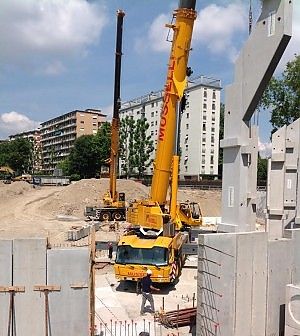 Cala la fiducia delle imprese: gi&ugrave; servizi e costruzioni