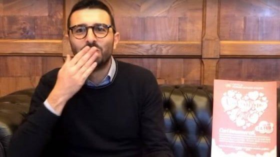 Il sindaco di Pontecagnano Faiano ritorna baby sitter per San Valentino 