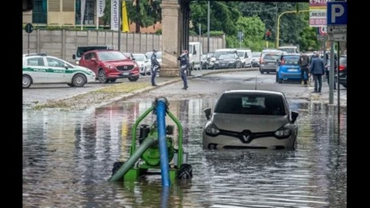 Il Seveso che esonda, l'ultima calamità nella città stremata