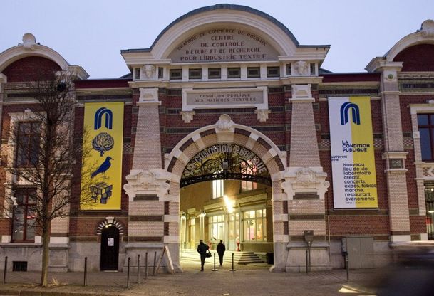 Per le strade di Roubaix, la città più povera di Francia