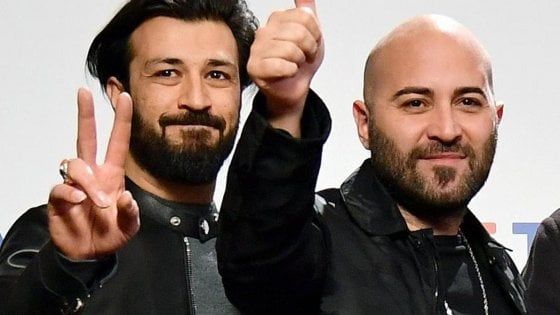 Lele Spedicato dimesso dall'ospedale: "Ora può fare riabilitazione". E i Negramaro rinviano il tour