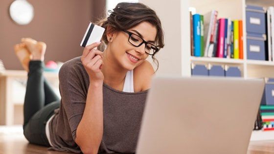 Nuove tecnologie: con un paio di clic la fila in banca non c’è più