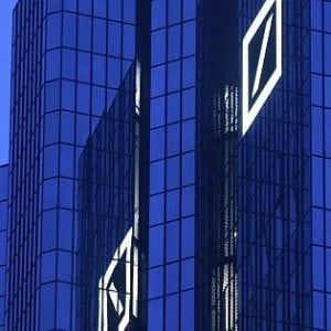 Deutsche Bank taglia i bonus: top manager in fuga dall'istituto