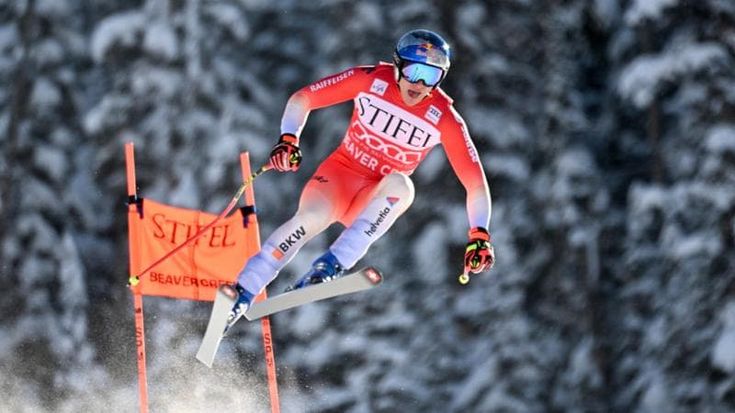 Odermatt vince la discesa di Beaver Creek, Paris sesto. Brutta caduta per Aznoh