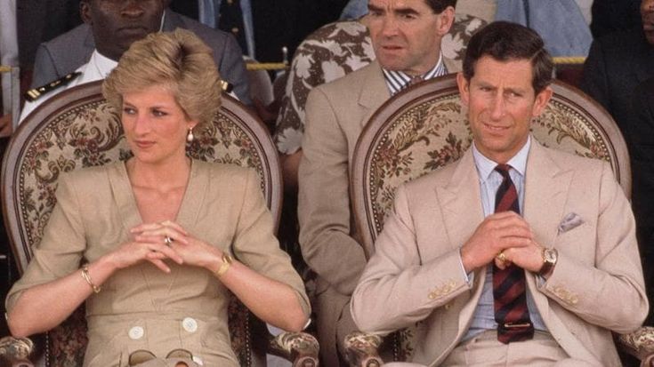 Il Conte Spencer: “Diana diceva che Carlo era innamorato del suo valletto”. E Harry prepara il doc su Lady D