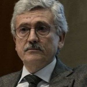 Elezioni, D'Alema: "Lunare pensare che il Pd vinca. Prodi compagno che sbaglia aiutando i dem"