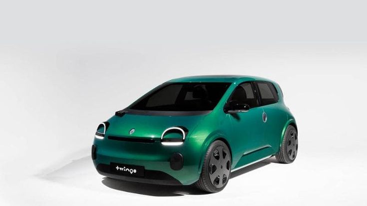 Renault, l’operazione nostalgia continua: torna la prima Twingo in versione elettrica e prezzo sotto i 20.000 euro