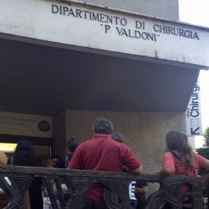Paura all'Umberto I, a fuoco piastra elettrica del caff&egrave;: fiamme in una sala operatoria, pazienti evacuati