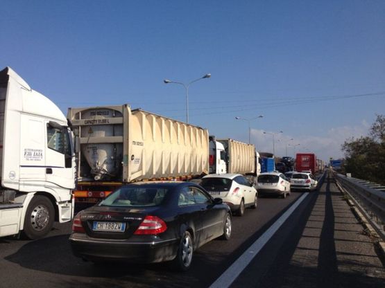 I 'Forconi' in tangeziale, traffico in tilt