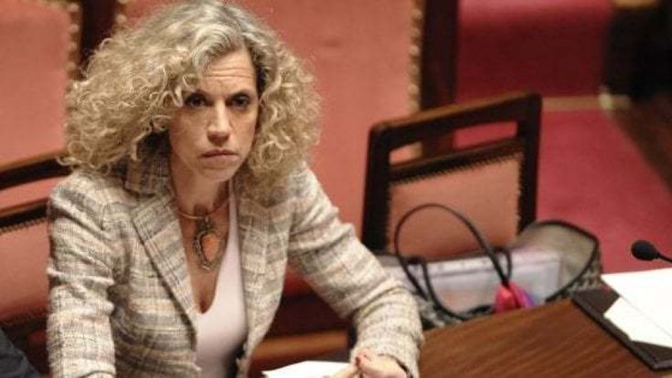 Cirinnà: "Ci vuole la legge contro l'omofobia, i bavagli non c'entrano"